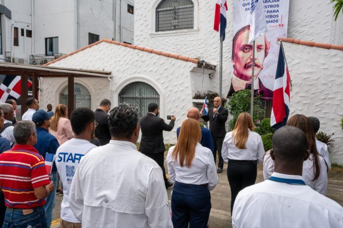 Centros Tecnológicos Comunitarios celebran el 212 aniversario del natalicio del Padre Fundador de la República Juan Pablo Duarte.